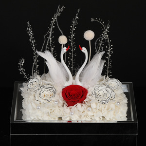 Rose éternelle sous cloche avec miroir, design créatif, luxe léger, fait main, Cygne blanc, pour la Fête de Qixi et la Saint-Valentin, pour les <span class=keywords><strong>amoureux</strong></span> - Product Image 5