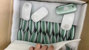 Souris Magique Programmable RVB Rechargeable Sans Fil A1657 d'Occasion pour Macbook Pro Air MK2E3Z/A - Product Image 6