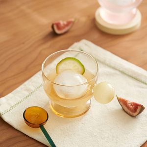 แก้วน้ำทรงกลมแบบซ้อนได้พร้อมหูจับทรงกลม แก้วบอโรซิลิเกตคุณภาพสูง ดีไซน์สวยงาม เหมาะสำหรับใช้ในบ้านและร้านกาแฟ - Product Image 5