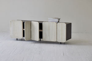 أثاث ريفي على الطراز الياباني المصنوع من نبات الصنوبر المعاد تدويره، خزانة مطبخ، خزانة خشبية بنمط عتيق مع لوح جانبي حديث - Product Image 3