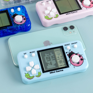 Console <span class=keywords><strong>di</strong></span> <span class=keywords><strong>Gioco</strong></span> Classica con Grande Schermo, Macchina Elettronica Portatile Retrò Nostalgica, Giocattolo Arcade Portatile per Bambini, Vendita all'Ingrosso - Product Image 2