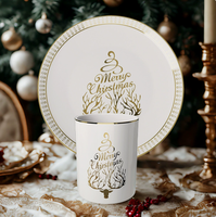 Luxuriöses Weihnachts-Keramik-Geschirrset in Weißgold mit Goldrand-Tellern, Porzellan-Tassen und Rentier-Muster für Festliche Tischdekoration