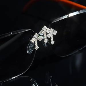 Nieuw Ontwerp Stijlvolle Pass Diamant <span class=keywords><strong>Tester</strong></span> S925 Zilver Iced Out Moissanite Cross Custom Hiphop Zonnebril Voor Mannen Vrouwen - Product Image 3