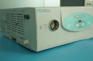 Processeur vidéo d'endoscopie électronique de qualité OEM, garantie 3 ans, haute précision, expédition mondiale, Processeur FTS 400 Light - Product Image 3