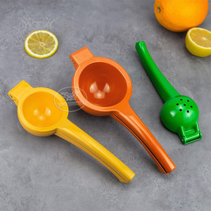Presse-agrumes manuel en métal robuste <span class=keywords><strong>de</strong></span> qualité supérieure pour fruits (orange, citron, lime) – Outil <span class=keywords><strong>de</strong></span> cuisine portable facile à utiliser - Product Image 3