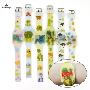 Montre numérique en silicone pour fille, montres lumineuses de nuit, affichage LED étincelant, montre-bracelet étanche - Product Image 6