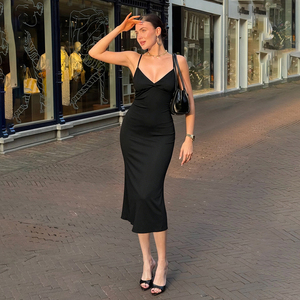 Vestido midi bodycon sin mangas con abertura, espalda descubierta y botones dorados, de color liso para mujer - Product Image 5