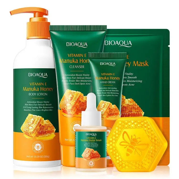Oem Bioaqua Fabriek Prijs Vitamine E Honing Verlichting Gezichtsverzorging Smoothing Natuurlijke Ingrediënten Schoonheid Huidverzorging Set