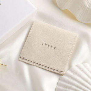 Pochette cadeau en microfibre flanelle velours INFFY personnalisée avec logo, 30x40cm, avec cordon de serrage, recyclable, multifonctionnelle, pour bijoux - Product Image 1