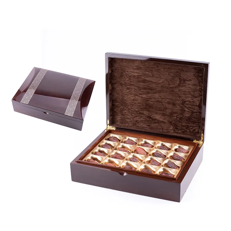 KSA Jeddah season Custom Dark Brown 16 Grid Laser Cut Wooden Ramadan Gift Box