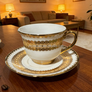 Tasse à thé en céramique 90cc avec soucoupe, design plaqué or, logo personnalisé, porcelaine fine <span class=keywords><strong>de</strong></span> <span class=keywords><strong>luxe</strong></span>, écologique, pour le marché <span class=keywords><strong>de</strong></span> la <span class=keywords><strong>Jordanie</strong></span> et <span class=keywords><strong>de</strong></span> la Turquie - Product Image 3