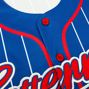 Uniformes de Béisbol Sublimados Personalizados para Jóvenes Universitarios, Diseño para el Día del Partido, Camiseta de Béisbol Vintage con Botones y Rayas - Product Image 3