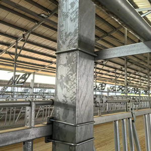 Équipements et accessoires pour fermes d'élevage bovin, composants pour laiteries, berceaux, racks pour fermes laitières - Product Image 1