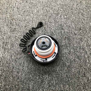 Otomotiv parçaları LR004085 LR029165 araba yakıt depo kapağı Land Rover araba aksesuarları için kapak yakıt yakıt deposu doldurucu kap - Product Image 5