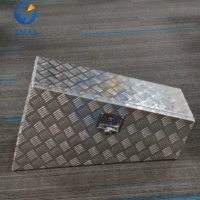 Plateau en aluminium argenté personnalisé avec couvercle de rangement à verrouillage sous le plancher, avec verrouillage et étanche, Ute Bosier en métal, boîte à outils pour camion