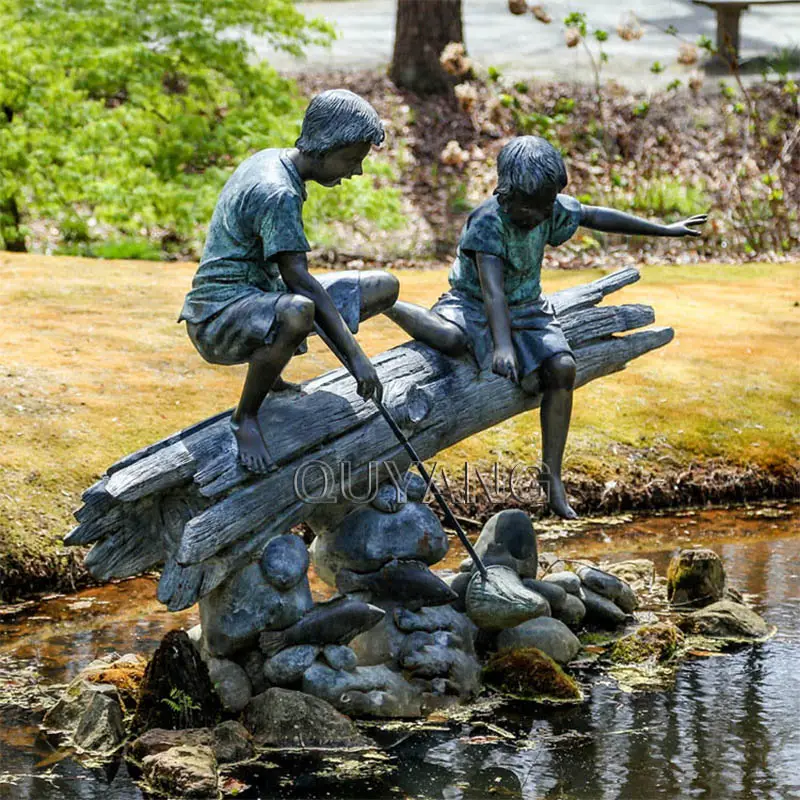 QUYANG आउटडोर आधुनिक कला धातु लड़का मूर्तियां जीवन आकार गार्डन सजावट <span class=keywords><strong>कांस्य</strong></span> बच्चों मूर्तियों मछली पकड़ने