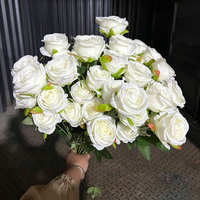 Hochwertige Hochzeits- und Festdekoration Künstliche Seidenrosen 3-Köpfiger Rosenstrauß Burgunderrote Rosenblüten