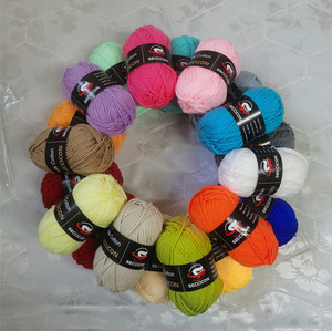 Hilo de lana 100 acrílica, color personalizado para tejer anillo, hilo de tejer de algodón suave para leche de bebé, venta al por mayor de fábrica - Product Image 6