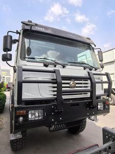 Bas <span class=keywords><strong>prix</strong></span> de 6*6 HOWO camion-<span class=keywords><strong>citerne</strong></span> en alliage d'aluminium réservoir d'huile arrière huit roues diesel essence <span class=keywords><strong>citerne</strong></span> <span class=keywords><strong>gaz</strong></span> <span class=keywords><strong>citerne</strong></span> stockage - Product Image 2