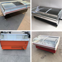 Vitrine Réfrigérée Professionnelle Économe en Énergie pour Viande avec Refroidissement Direct pour Supermarché Boucher en Acier Inoxydable et Verre LED