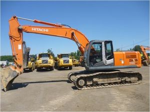 Pelles Hitachi ZX200 d'occasion japonaises originales Pelle sur chenilles 20T | Moteur EPA parfait pour les projets de terrassement et de construction - Product Image 2