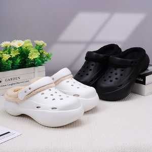 Zuecos Crocs con Plataforma, Negros, Suela Gruesa, Cálidos, Fáciles de Poner, Zapatos Cómodos de EVA para Mujer, para Uso Casual en el Hogar - Product Image 2