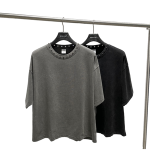 เสื้อยืดคอกลมแขนสั้นทรงโอเวอร์ไซส์ผ้าคอตตอนสีพื้นสำหรับผู้ชาย ดีไซน์เรียบง่าย สวมใส่สบาย ทรงปกติ - Product Image 2