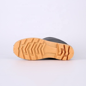 Botas de Lluvia de PVC Negras Tiger Master al por Mayor, Impermeables, Antideslizantes, Ligeras, Antiestáticas, para Jardín y Granja, OEM - Product Image 5
