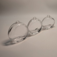 Échantillon gratuit, flacon de parfum en verre vide avec logo personnalisé, nouveau design, 30 ml, 50 ml, 100 ml, flacon de parfum rond plat de luxe