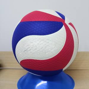 Ballon de volley-ball officiel taille 5 en cuir PU professionnel avec logo personnalisé pour l'identité d'équipe - Product Image 1