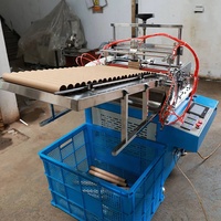 Machine d'étiquetage automatique de noyaux de papier PLC avec système de colle thermofusible, vitesse de 10 à 40 fois/minute, chargement/déchargement automatique