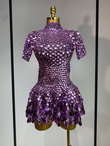 Vestido Corto de Mujer con Lentejuelas Brillantes para Actuaciones en Escenario, Fiestas de Cumpleaños, Discotecas, Festivales, Atuendo Sexy - Product Image 3