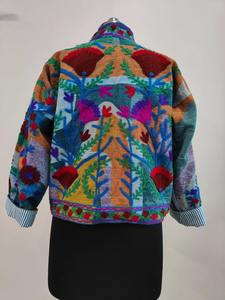 Blouson bomber classique brodé à la main avec motif floral, réversible, 100% coton, tissu Suzani, longueur courte, prêt pour l'hiver - Product Image 2