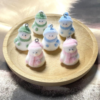 Hoogwaardige 3D harsfiguren met flocking, hars ornament, cartoon sneeuwpop harsmallen, flocking hars charme voor Kerstmis