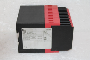 وحدة تيليميكانيك XPSECP5131، وحدة XPSEC 24 فولت تيار متردد/مستمر، وحدة تحكم قابلة للبرمجة للأتمتة الصناعية - Product Image 2