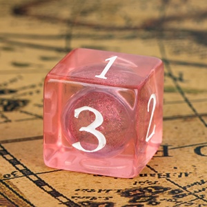 Dadi D6 Personalizzati FACCUB in Resina Trasparente con Logo Poliedrico Intagliato, Nucleo Liquido, 16mm per Giochi da Tavolo - Product Image 1