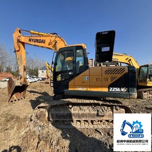 Escavatore Cingolato <span class=keywords><strong>Hyundai</strong></span> 225LV Usato da 22 Tonnellate con Motore Core Coreano 225LV-9S - Product Image 1