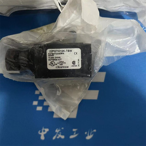 Potenciómetro Rotatorio C3controls 22POTO10K-TBW 20mm 10k Ohms con Kit de Terminales para Control Industrial - Product Image 1