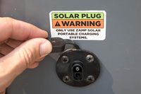 Kabel Penghubung PV Adaptor SAE Panel Surya 10AWG Kuningan PVC IP67 Tahan Air 25V Koneksi Mudah Kit Pengisi Daya Baterai Kompatibel RV