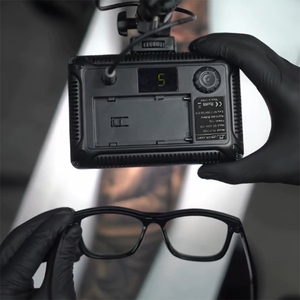 LBB ha portato gli artisti del tatuaggio che lavorano con il kit di polarizzazione della visione del tatuaggio senza riflessi leggeri con gli occhiali - Product Image 6