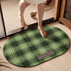 Alfombra de baño ovalada a cuadros verde antideslizante absorbente de secado rápido para la entrada del baño - Product Image 1