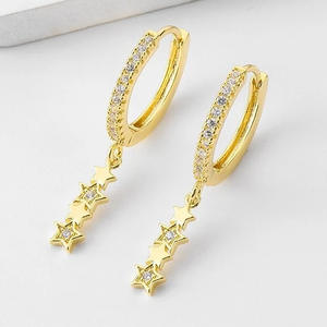 E1997 Pendientes de aro chapados en oro con colgante de cristal de estrella para mujer, joyería de moda - Product Image 4