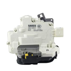 SAKES OE:8J1837016A自動車部品工場卸売高品質自動車カバーシステム車のドアロック修理スペアVW AUDI - Product Image 1