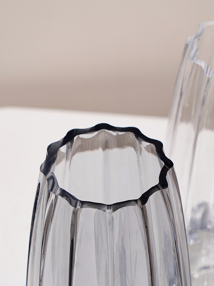 Factory Produced Wholesale Glass Luxury Vase Glass