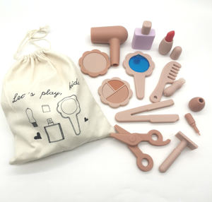 12PC Ensemble de jouets de maquillage en silicone Faire semblant de jouets de salon de beauté Kit de maquillage pour tout-petits pour filles - Product Image 4