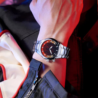 Montre-bracelet dynamique à quartz avec affichage numérique motif dragon de feu pour hommes Montre de sport de luxe en acier inoxydable Logo personnalisé