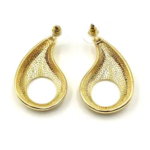 Oversize Designer Medium Trend Hot Lightweight 18k Gold Plated Waterproof Hollow Teardrop Steel Hoop Earring Fashion Jewelry