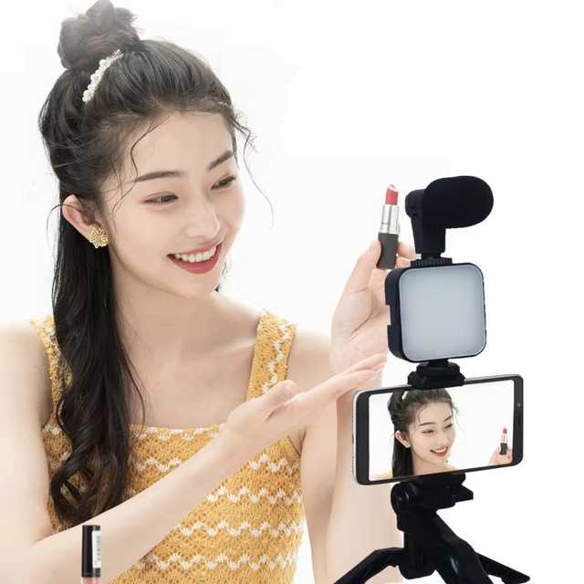 Best Seller AY-49 Live Broadcast Kit Stand 49 LED Light Remote Control Microphone Portable Waterproof Desk Mount for Mobile