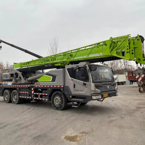 Camión con Grúa Zoomlion de 25 Toneladas Usado, Económico, Cumple con la Normativa EPA para Trabajos de Construcción - Product Image 1