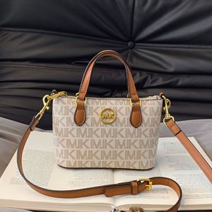 Borsa a Secchiello di Lusso alla Moda Borsa a Tracolla Stile Retrò Francese da Donna Borsa a Spalla Firmata Borsa Messenger con Stampa di Lettere - Product Image 3
